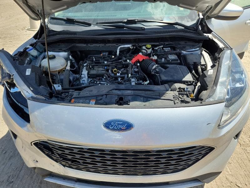 2020 FORD ESCAPE SE 12