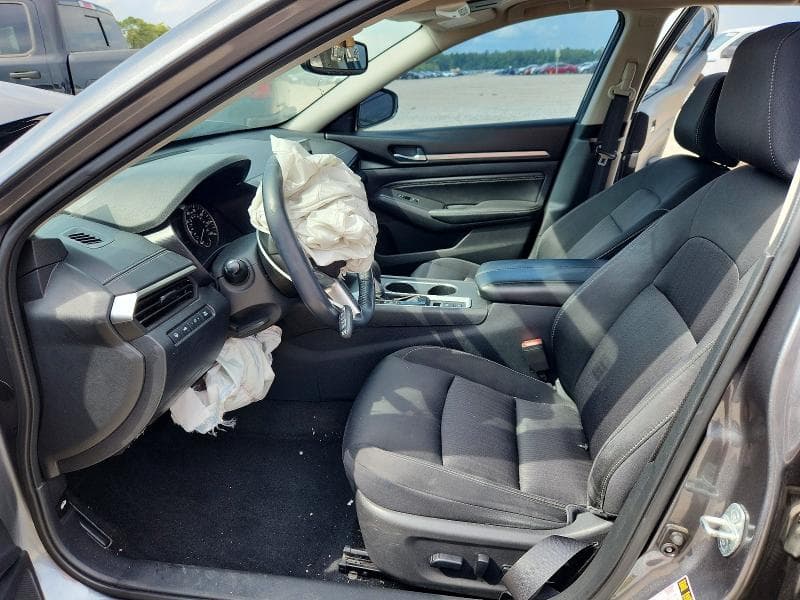 2019 NISSAN ALTIMA SV 7