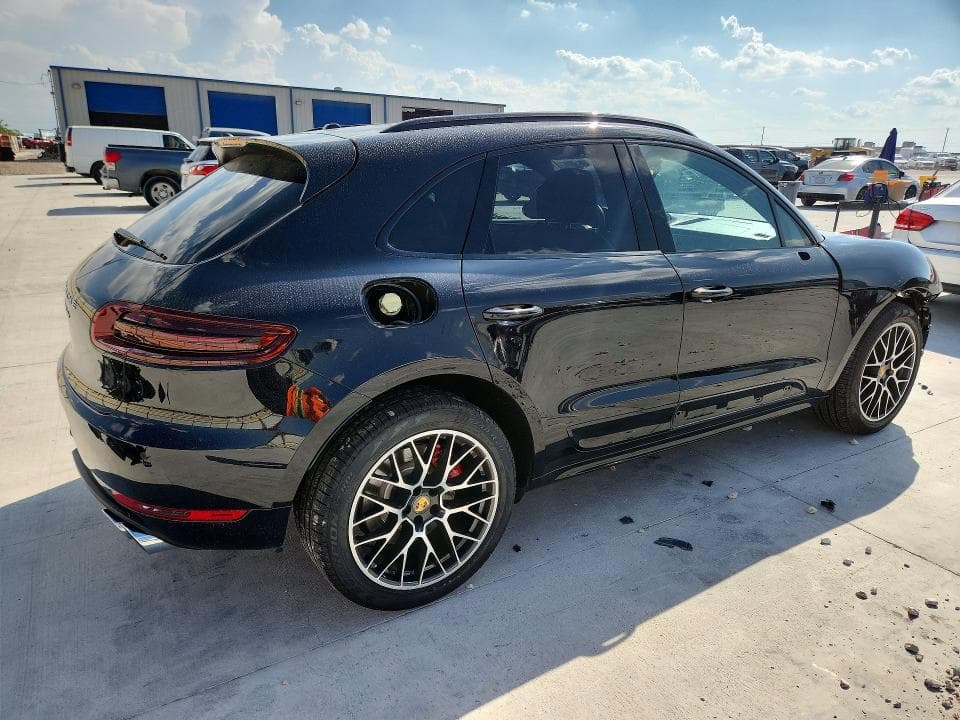 2017 PORSCHE MACAN TURBO 3