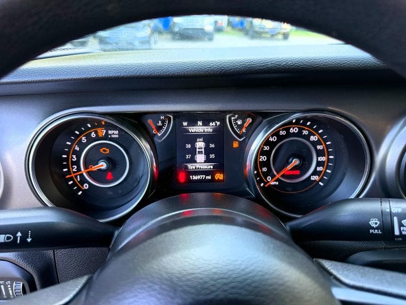 2021 JEEP GLADIATOR SPORT 8