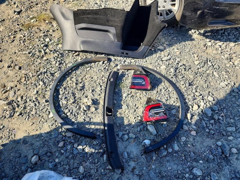 2021 TESLA MODEL Y 12