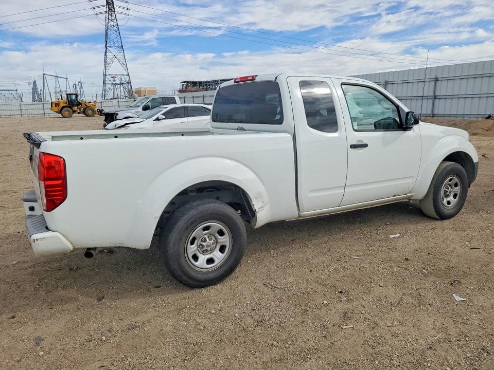 2017 NISSAN FRONTIER S 3