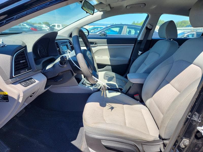 2017 HYUNDAI ELANTRA SE 7