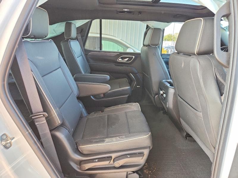 2023 GMC YUKON SLT 10