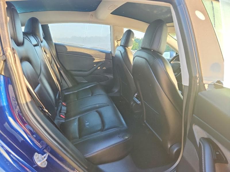 2018 TESLA MODEL 3 10