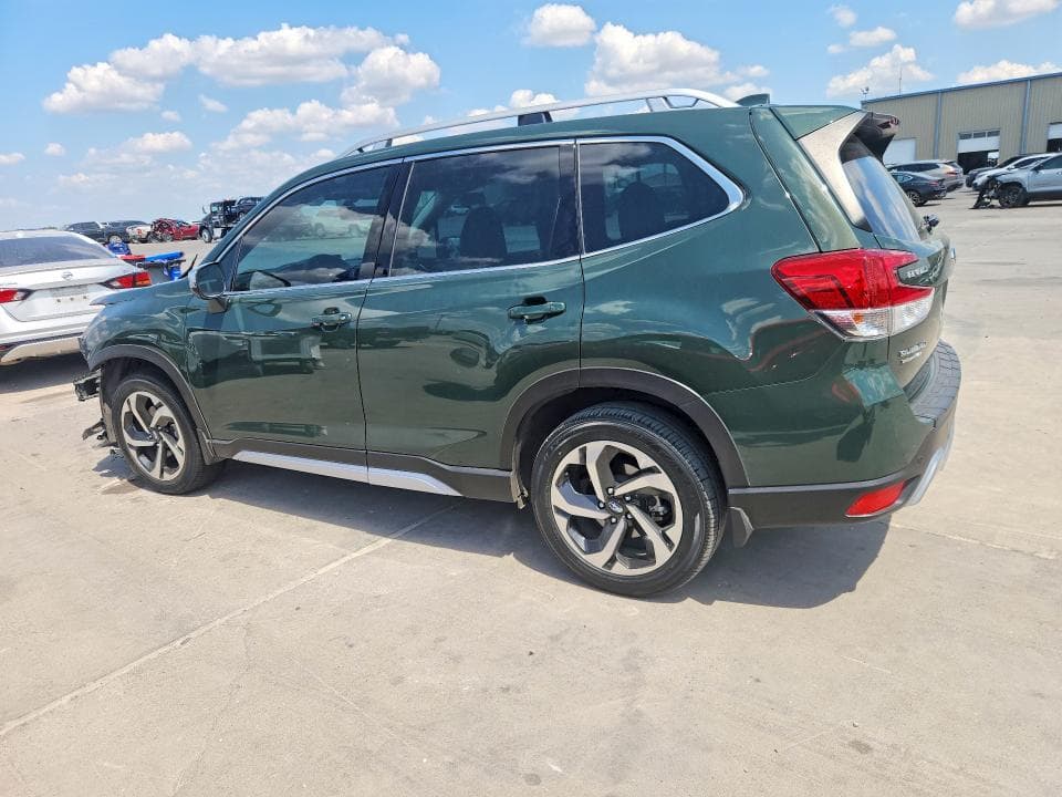 2023 SUBARU FORESTER TOURING 2