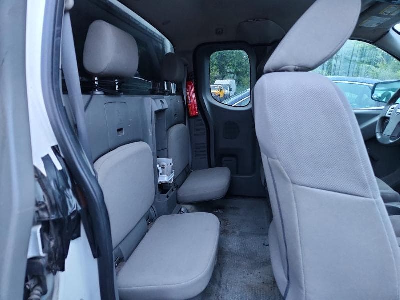 2017 NISSAN FRONTIER S 10