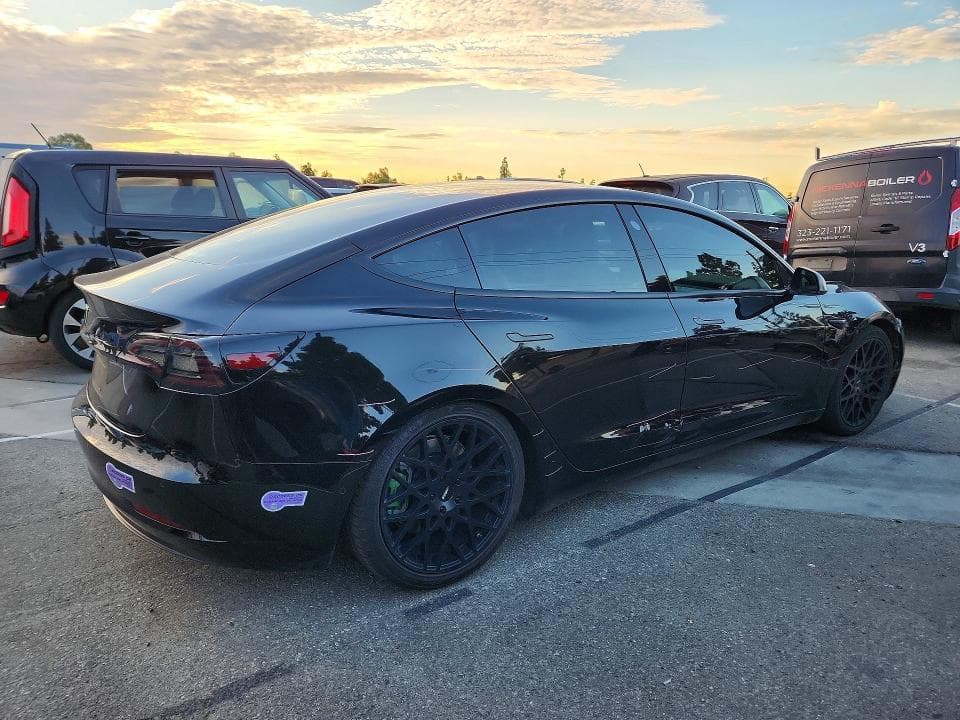2018 TESLA MODEL 3 3