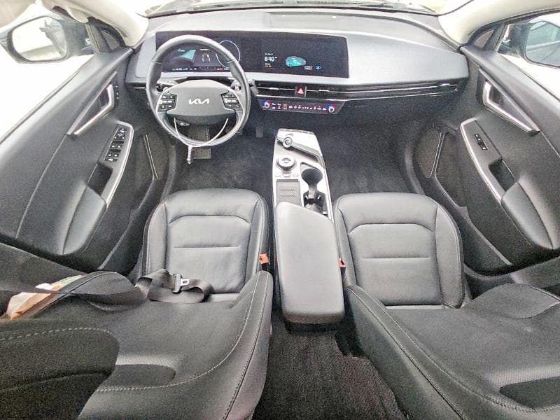 2023 KIA EV6 WIND 8