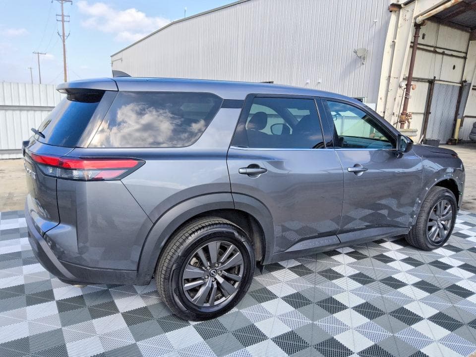 2025 NISSAN PATHFINDER S 3