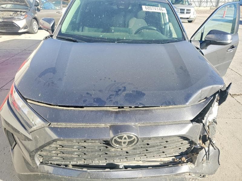 2022 TOYOTA RAV4 LE 12