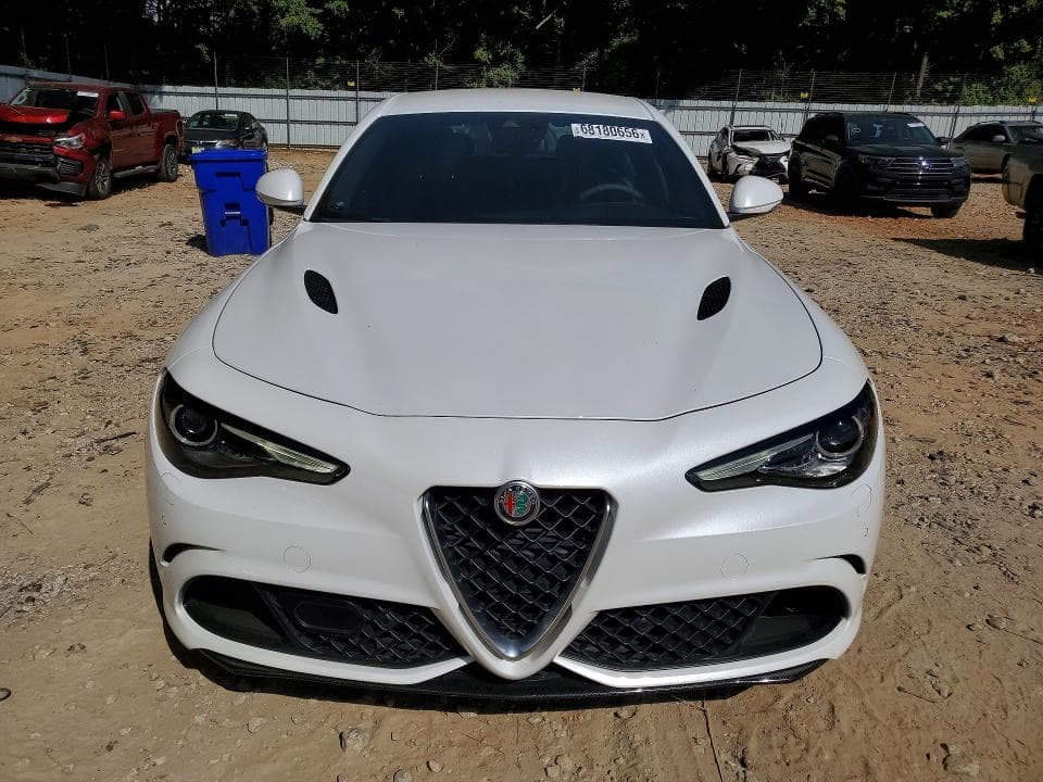 2018 ALFA ROMEO GIULIA QUADRIFOGLIO 5