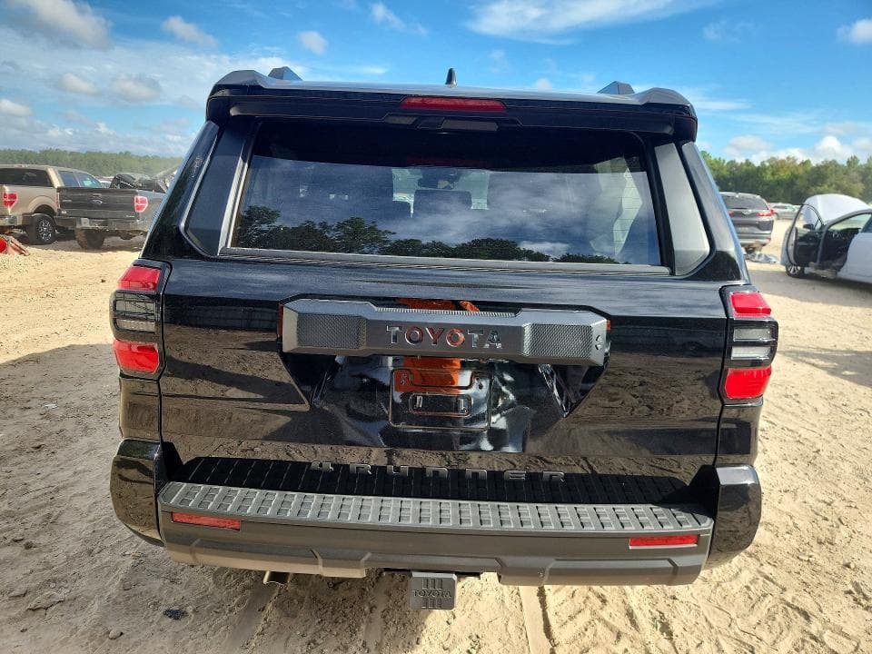 2026 TOYOTA 4RUNNER SR5 6