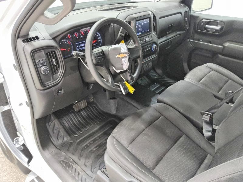 2025 CHEVROLET SILVERADO C1500 8