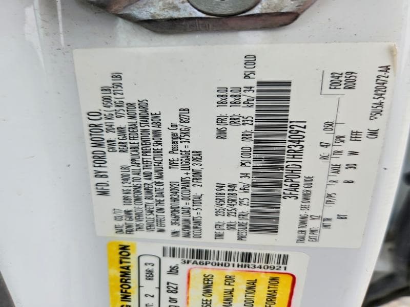 2017 FORD FUSION SE 12