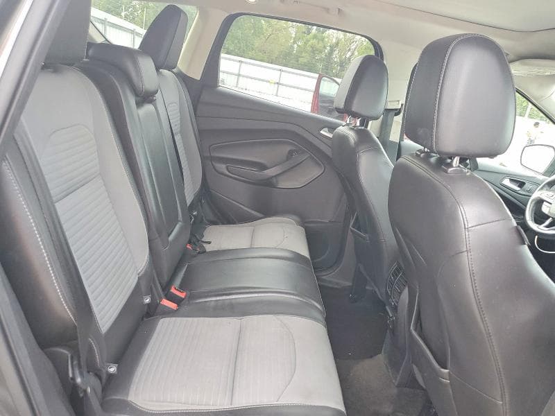 2017 FORD ESCAPE SE 10