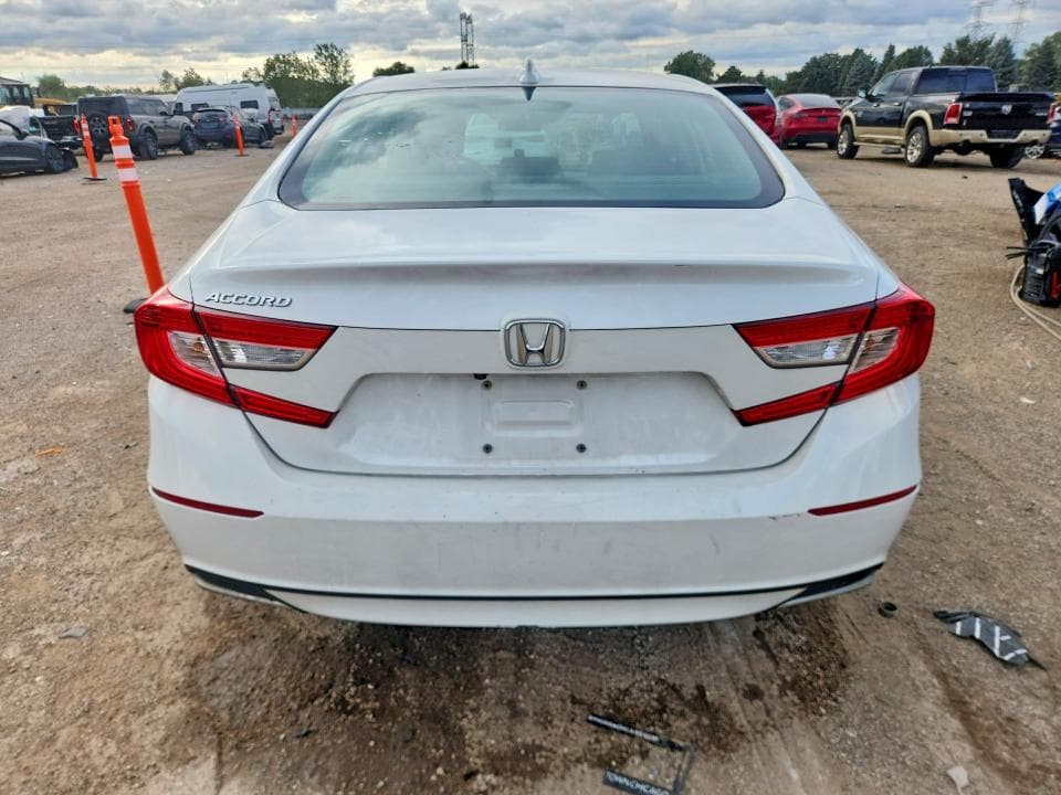 2018 HONDA ACCORD LX 6
