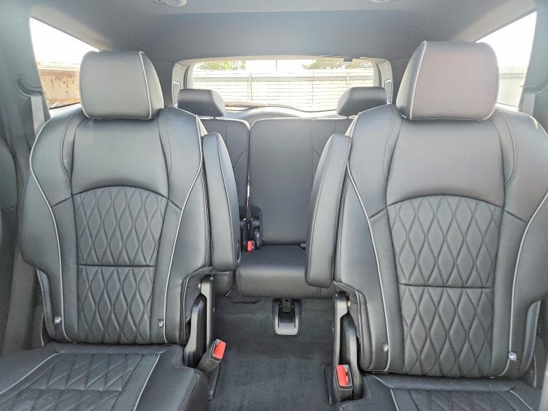 2023 BUICK ENCLAVE AVENIR 10