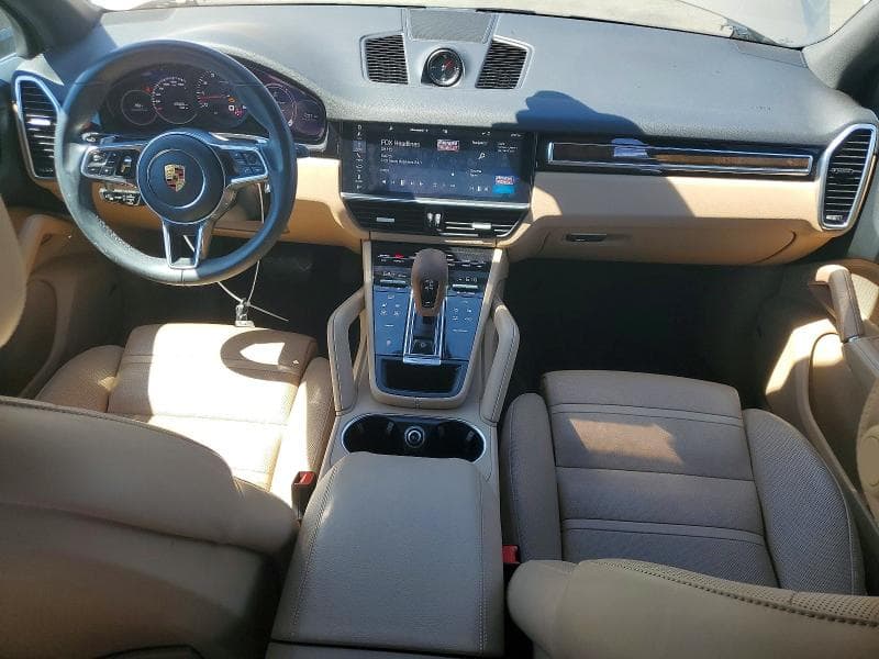 2019 PORSCHE CAYENNE 8