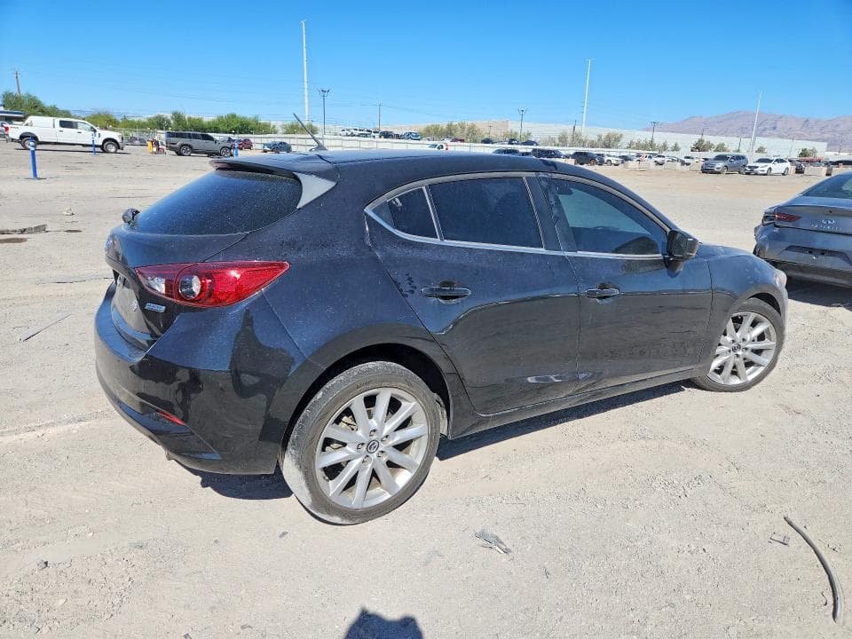 2017 MAZDA 3 TOURING 3