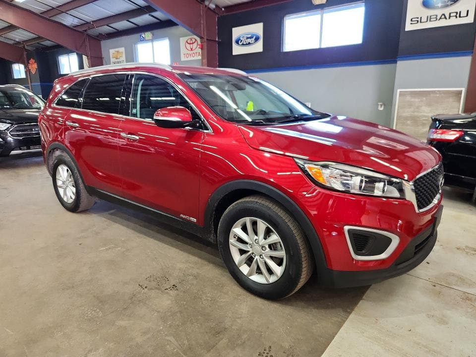2017 KIA SORENTO LX V6 4