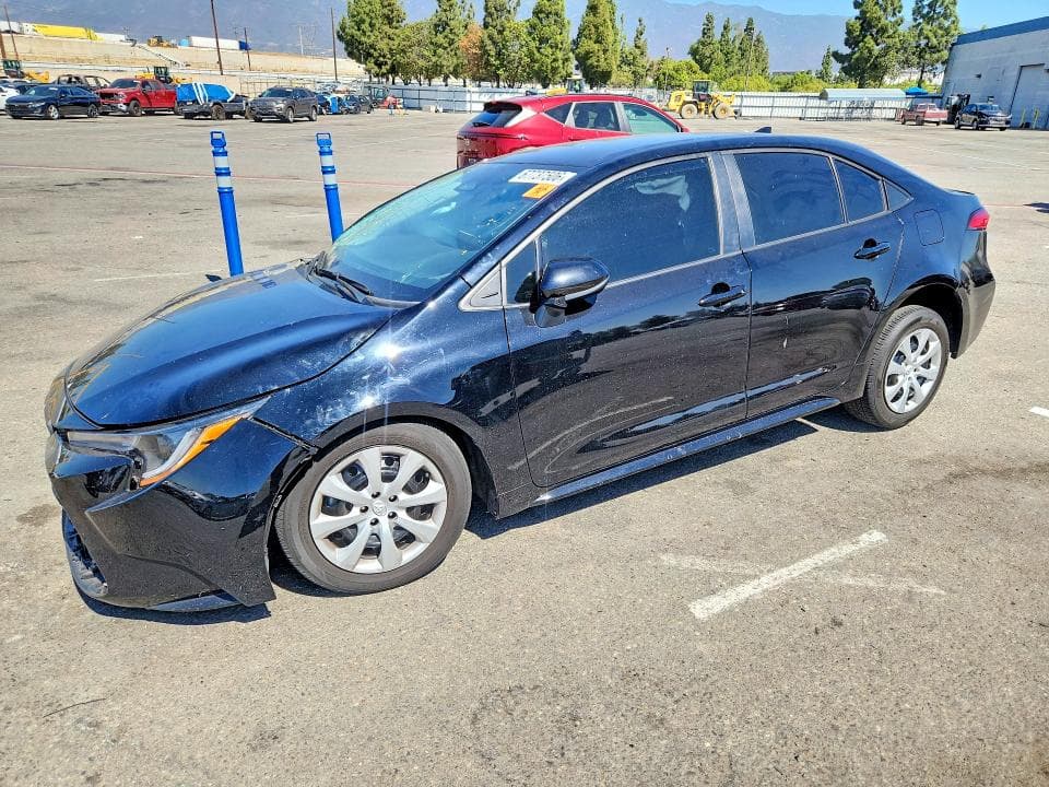 2025 TOYOTA COROLLA LE