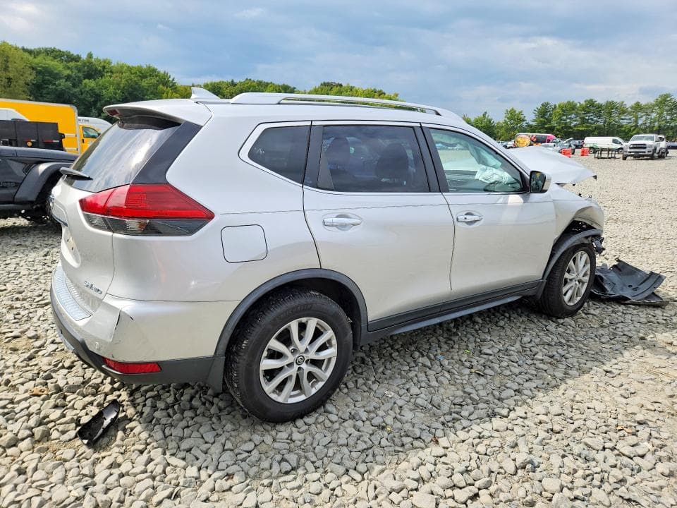 2020 NISSAN ROGUE SV 3