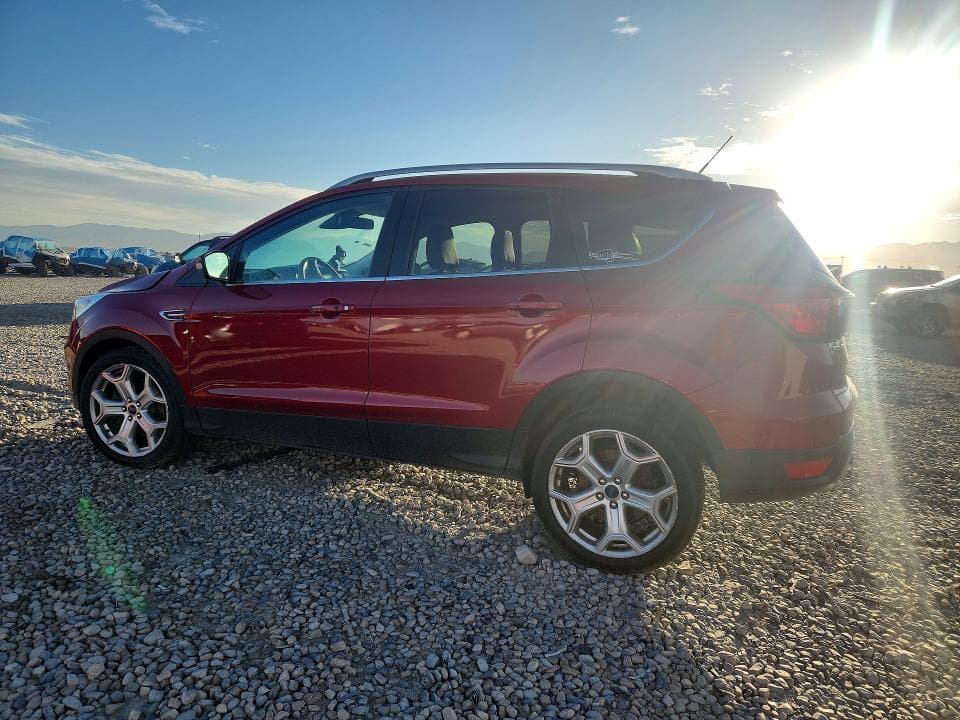 2019 FORD ESCAPE TITANIUM 2