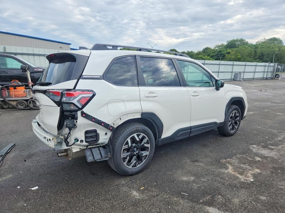 2025 SUBARU FORESTER PREMIUM 3