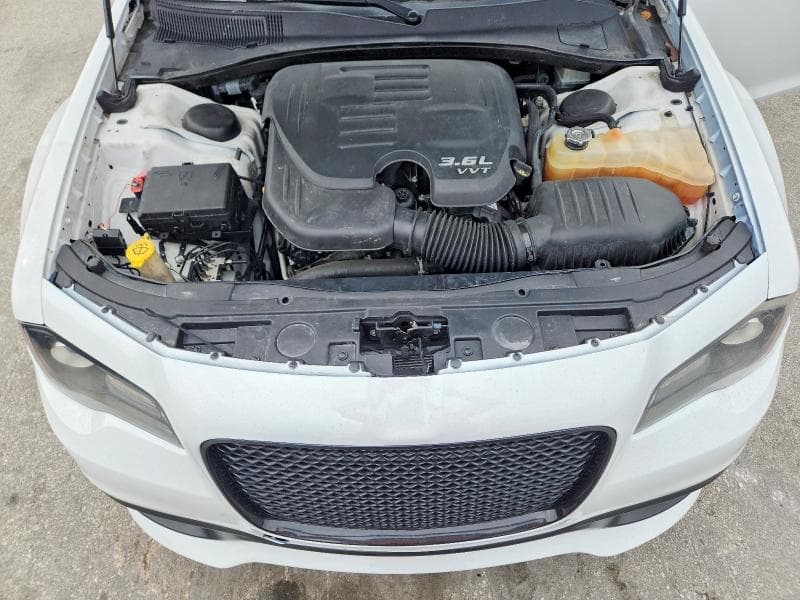 2019 CHRYSLER 300 TOURING 11