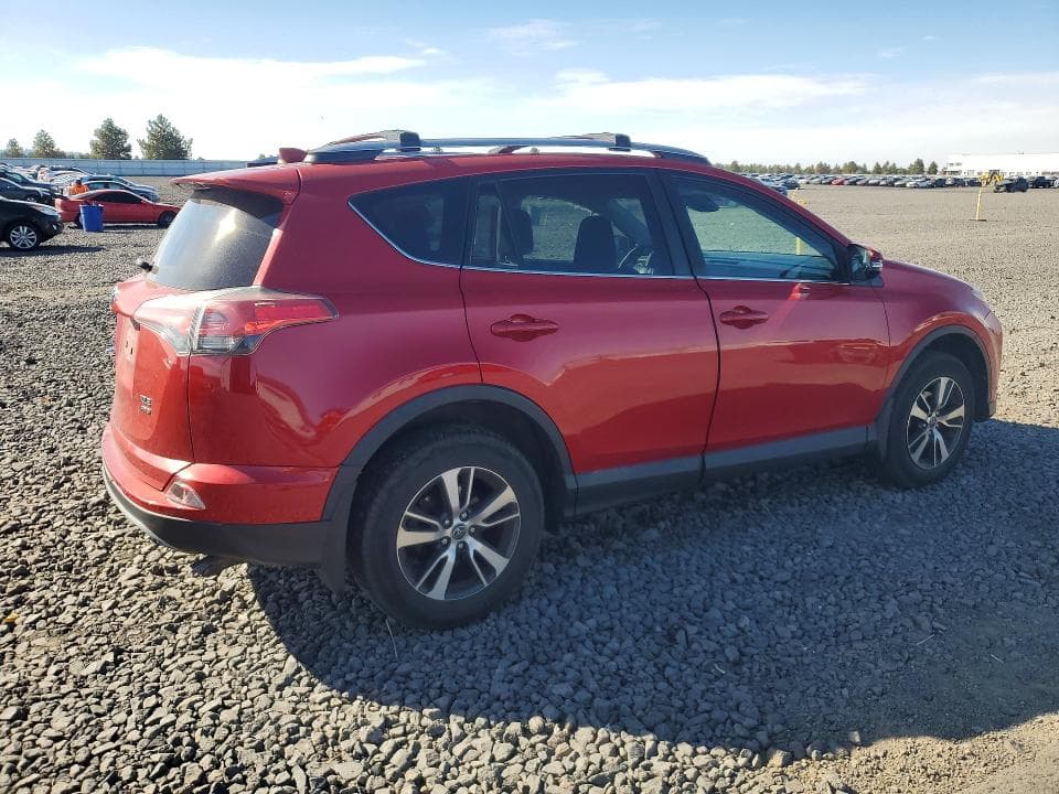2017 TOYOTA RAV4 XLE 3