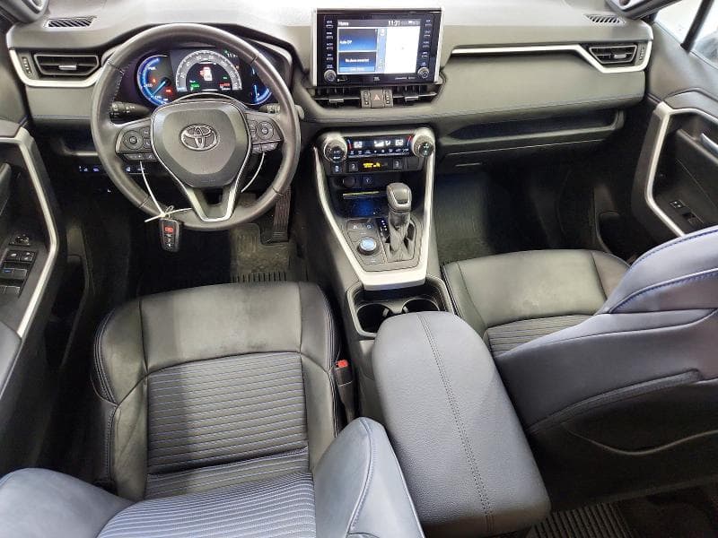 2021 TOYOTA RAV4 XSE 8