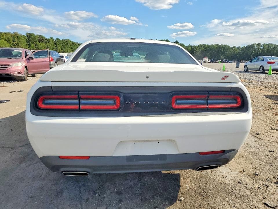 2019 DODGE CHALLENGER SXT 6