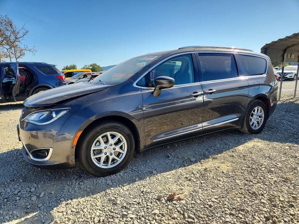 2020 CHRYSLER PACIFICA TOURING L - 1