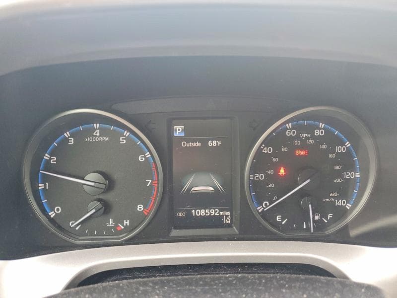 2018 TOYOTA RAV4 LE 9