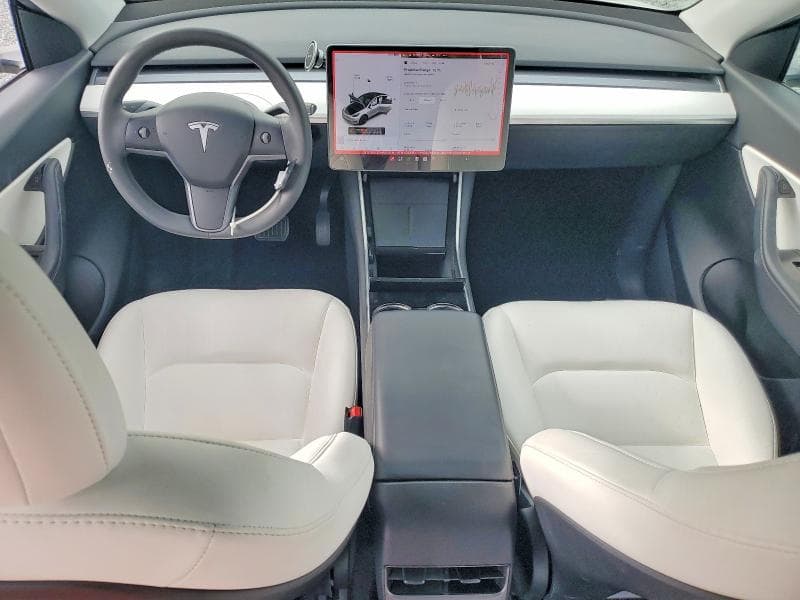 2021 TESLA MODEL Y 8