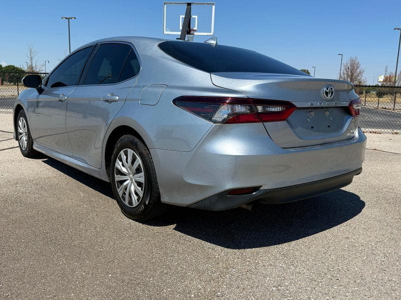 2022 TOYOTA CAMRY LE 3