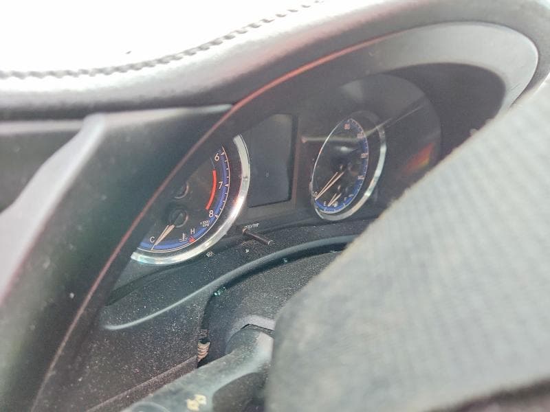 2019 TOYOTA COROLLA LE 9