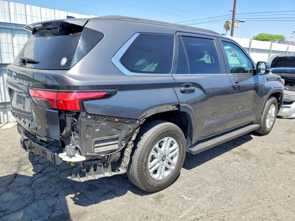 2025 TOYOTA SEQUOIA SR5 3
