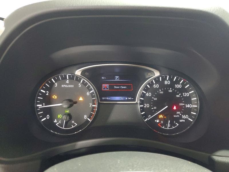 2019 NISSAN PATHFINDER SV 9