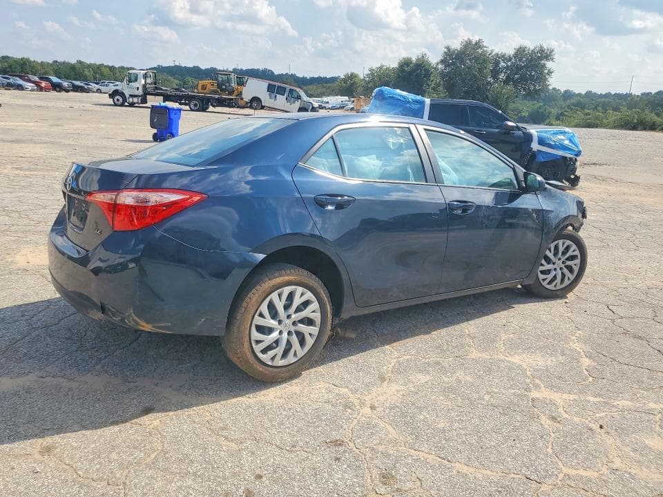2019 TOYOTA COROLLA LE 3