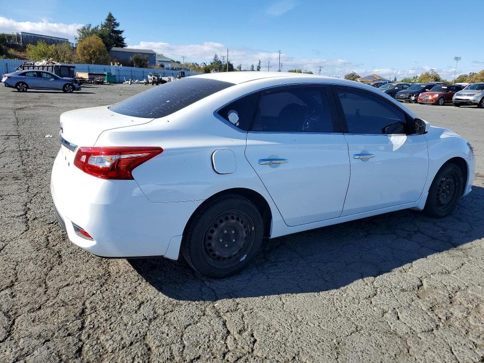 2018 NISSAN SENTRA S 3
