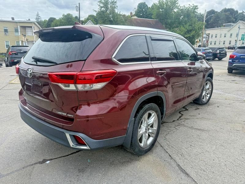2019 TOYOTA HIGHLANDER LIMITED 3