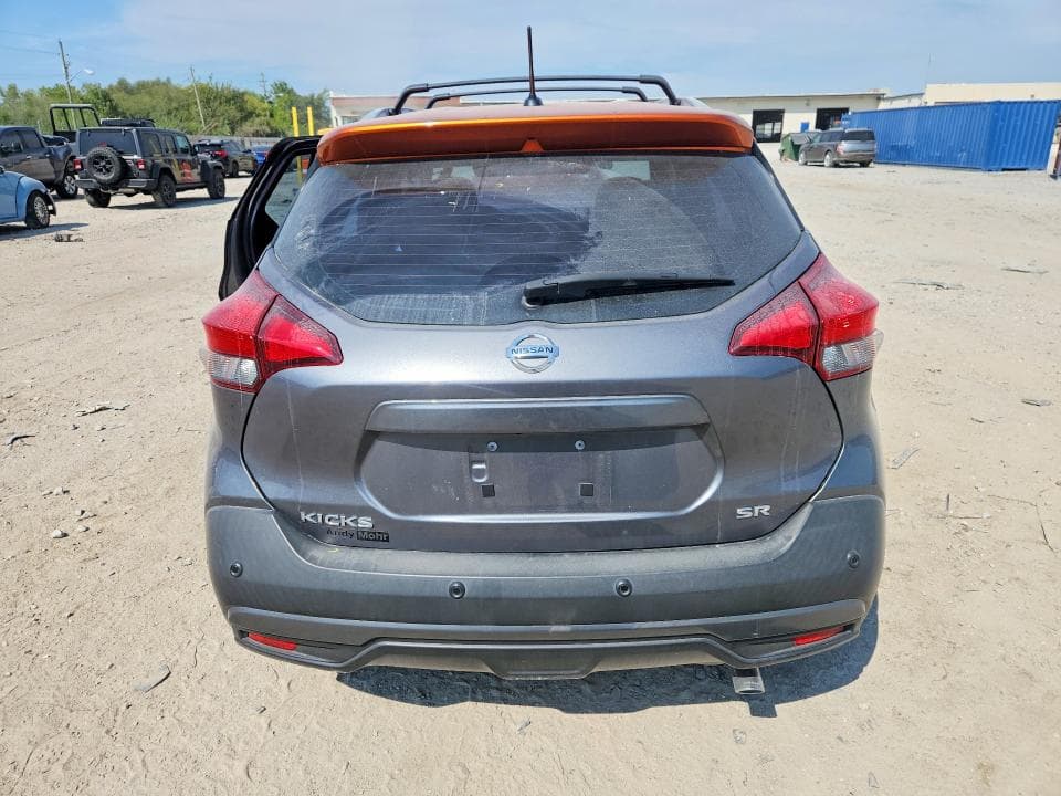 2020 NISSAN KICKS SR 6