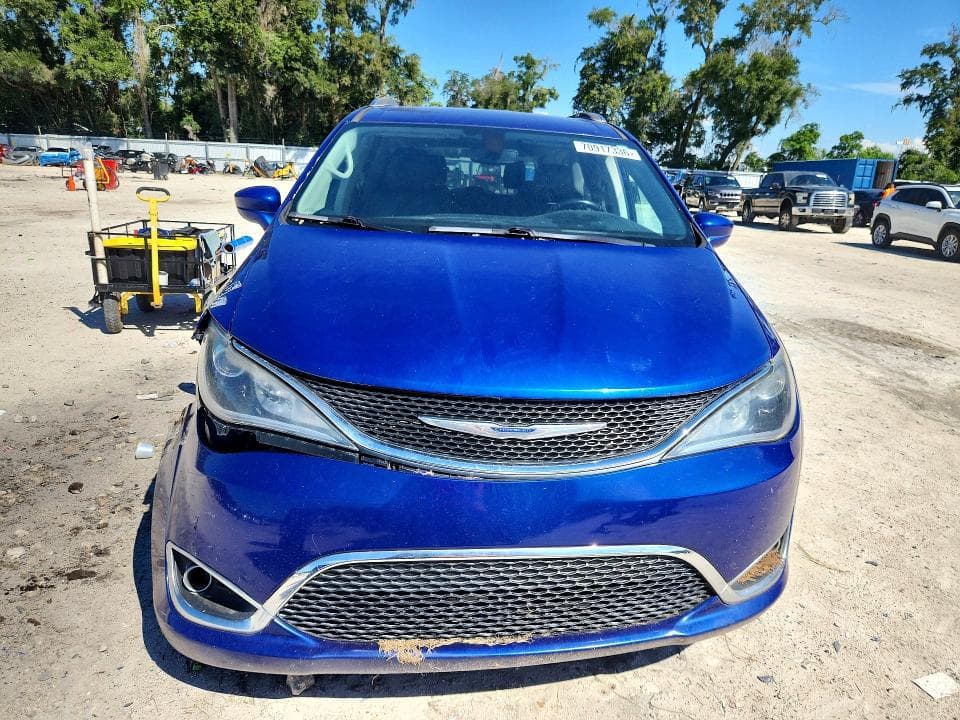 2020 CHRYSLER PACIFICA TOURING L 5
