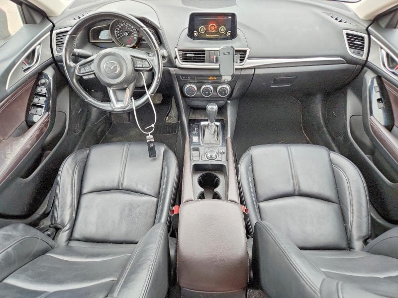 2018 MAZDA 3 GS 8