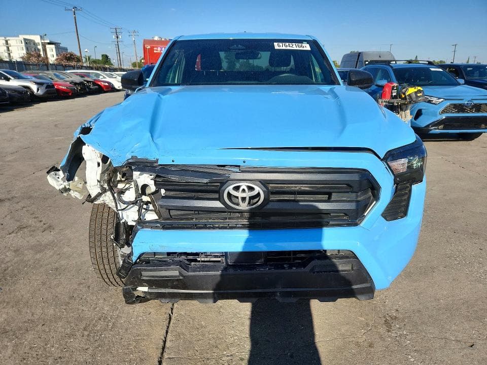 2025 TOYOTA TACOMA SR 5