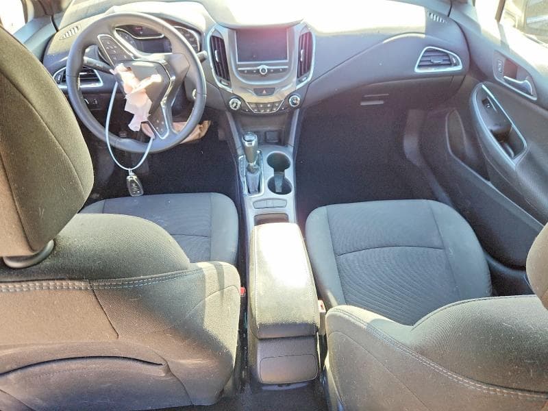 2017 CHEVROLET CRUZE LT 8