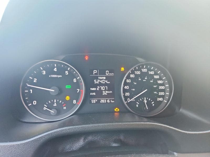2017 HYUNDAI ELANTRA SE 9
