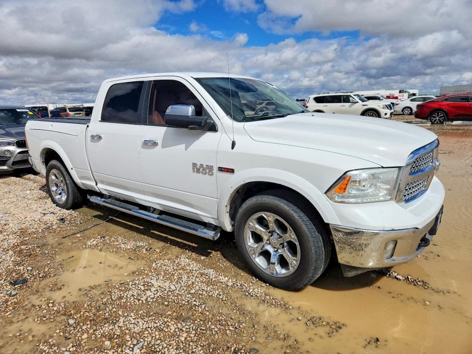2018 RAM 1500 LARAMIE 4